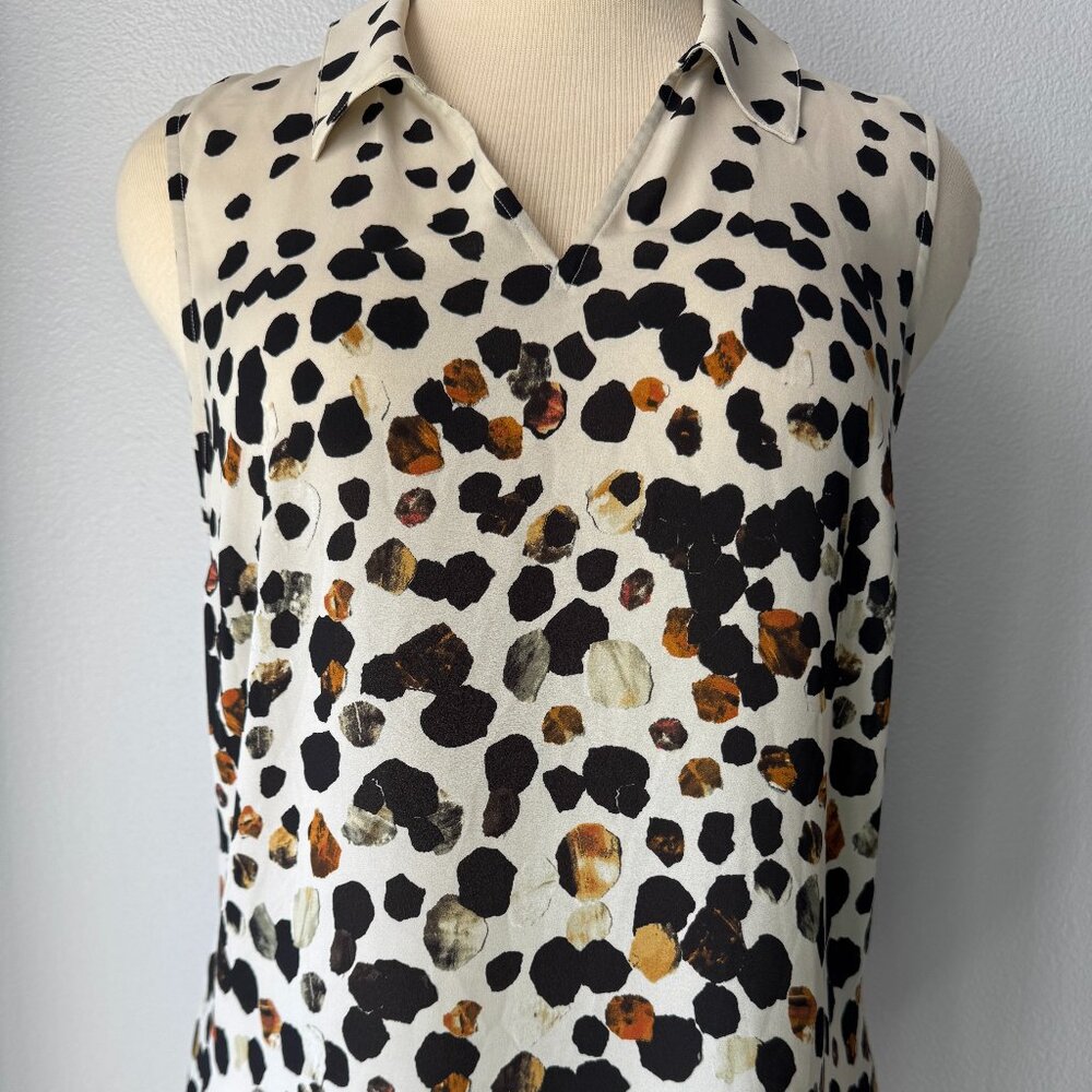 CAbi Seismic Top #3989 Collared Ivory Sleeveless V Neck-XL